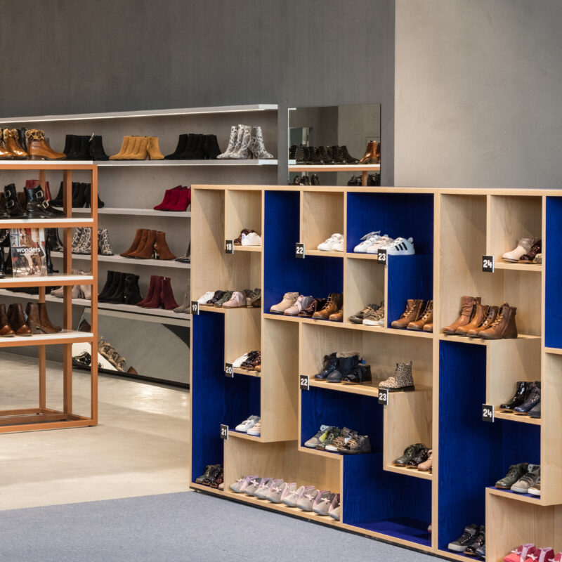 190818 wewantmore kevinshoes 20